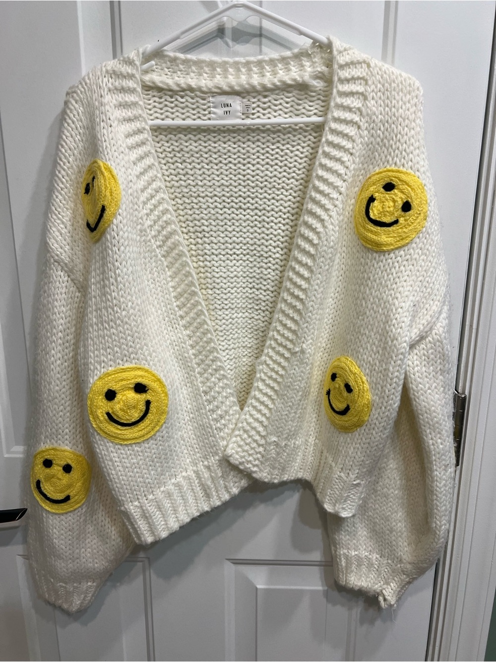 Luna ivy White Smiley Face Chunky Cardigan Sweater